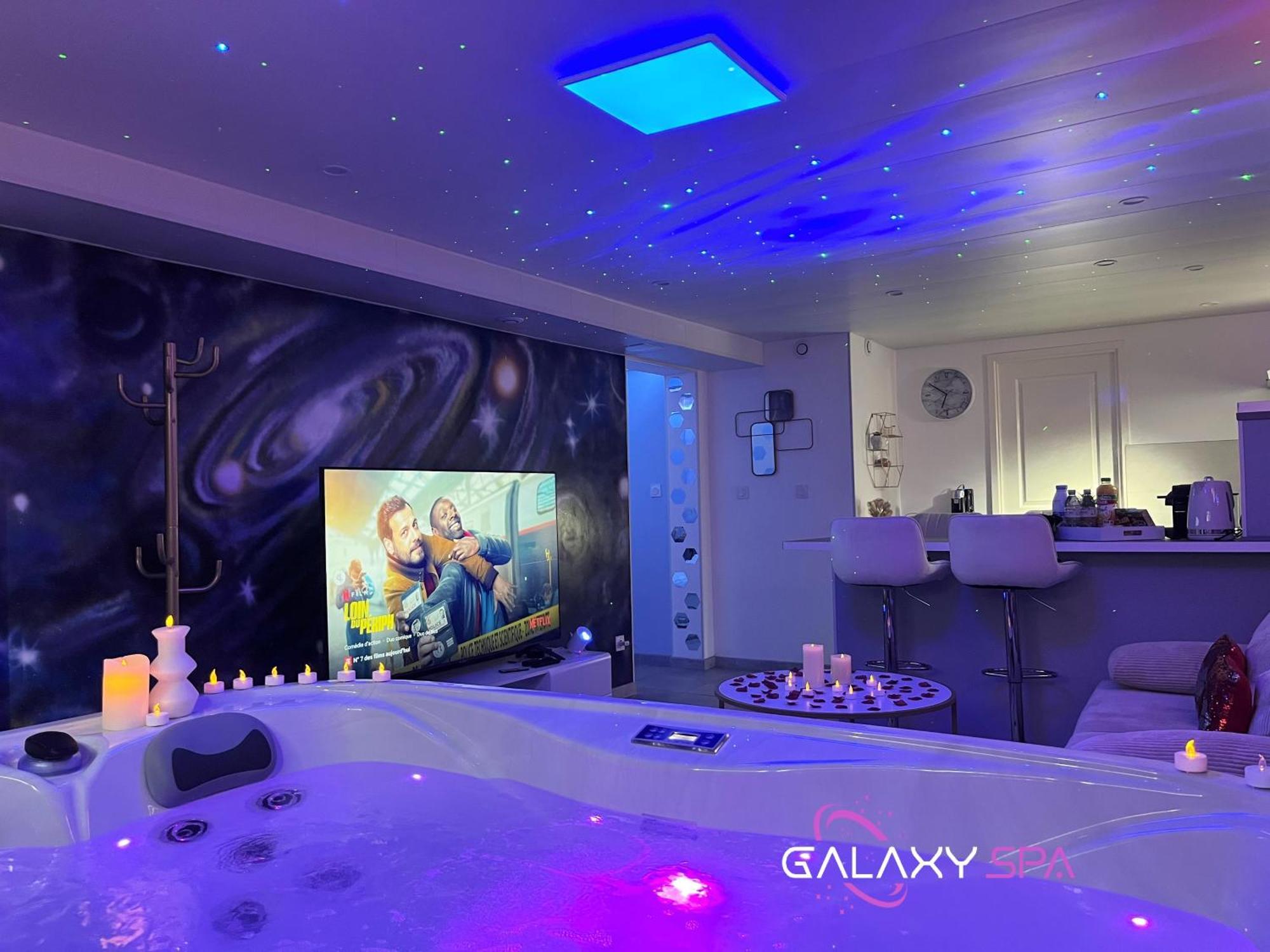 Galaxy Spa - Suite Mercure Jacuzzi Privatif Champigneulles Экстерьер фото