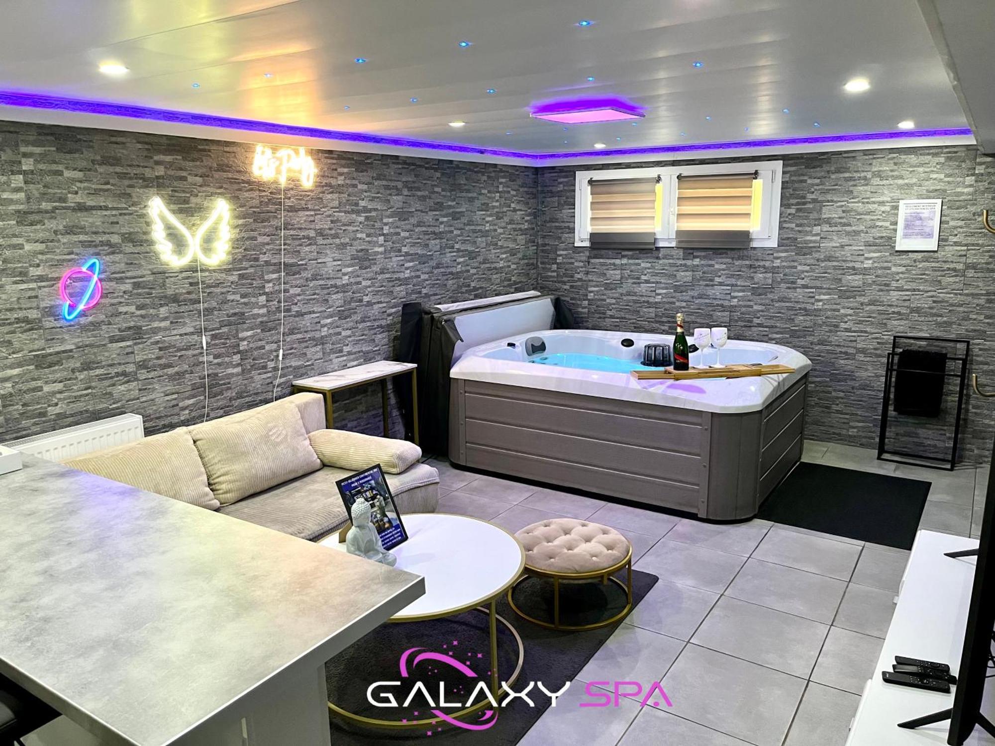 Galaxy Spa - Suite Mercure Jacuzzi Privatif Champigneulles Экстерьер фото