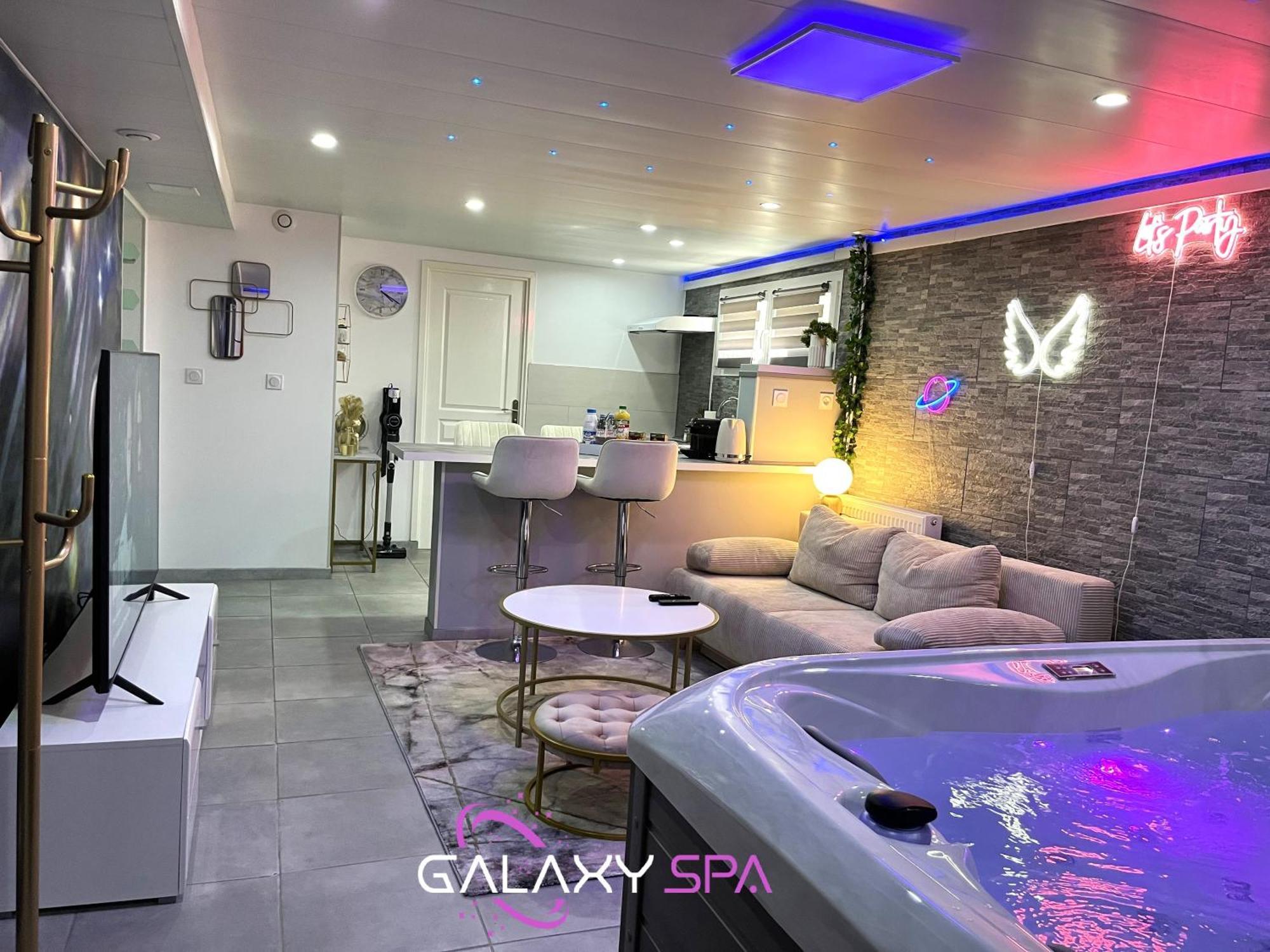 Galaxy Spa - Suite Mercure Jacuzzi Privatif Champigneulles Экстерьер фото